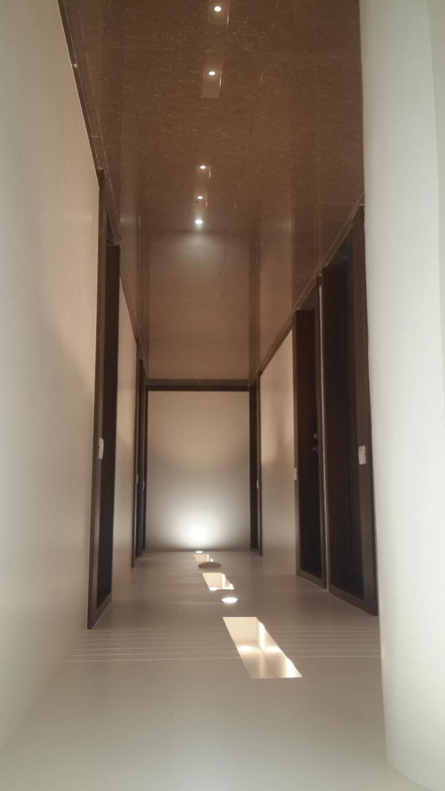Hotel Zenith Surat Bagian luar foto
